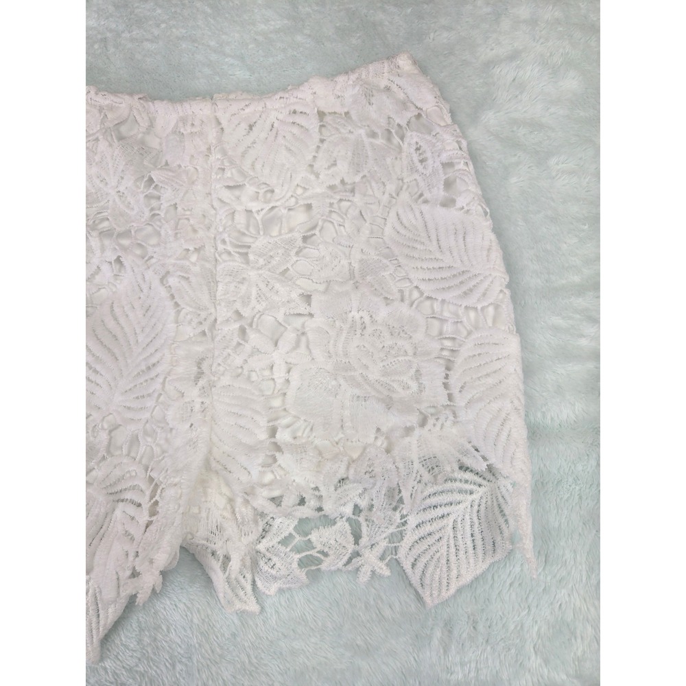White Floral Leaf Guipure Lace High Waisted Shorts Scalloped Hem Small T1X5 - Picture 8 of 11